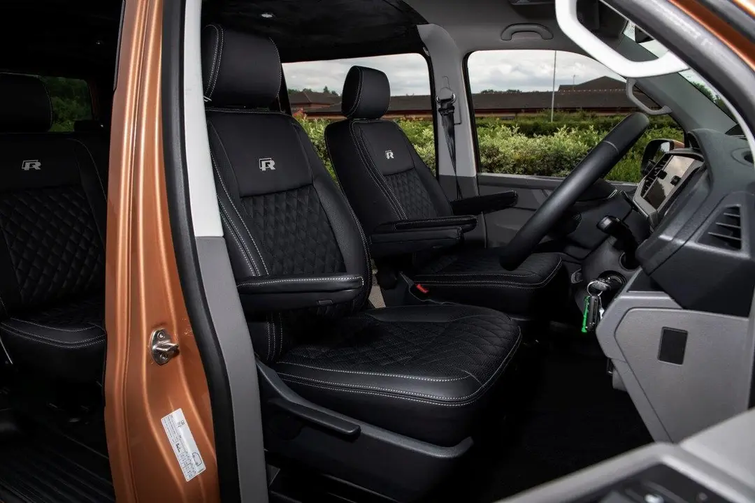 LV-S leather front seats